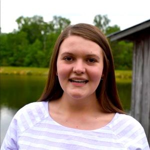 Meet your Posher, Avery